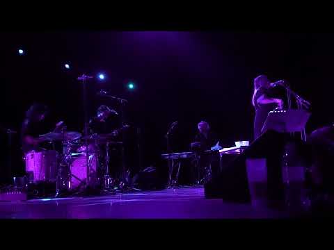 Cat Power - Say/Great Expectations - Satisfaction (Stones Cover) - Live@Pleyel - Paris 29/05/2022