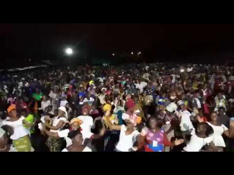 #Kanzèhessè #Stephanequonant #chantre     Moment de Celebration avec le Chantre Stephane Quonant