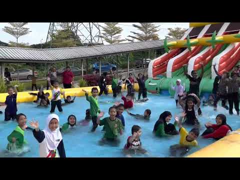 Water Soopa Doopa @ school