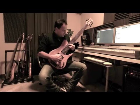 LORO (E.Gismonti)- Santi Greco Bass