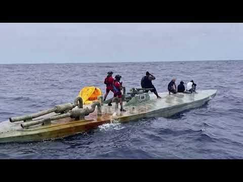 Tv Klan - Kapen 3,5 tonë kokainë në një nëndetëse | Lajme News