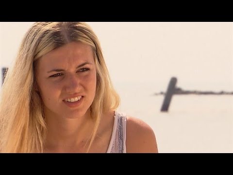 Oh oh... Wat doet Jolien nu?!  - TEMPTATION ISLAND