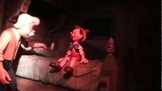 preview picture of video '2011 Disneyland Pinocchio's Daring Journey Entrance to Exit POV, Nov 13 HD (1080p)'
