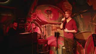 Naiven ples ( Siddharta ) - Matic Grum