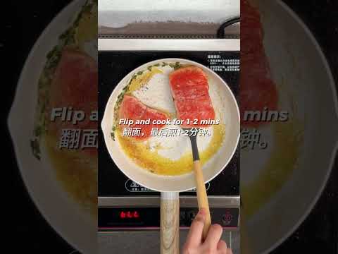 Filet Salmon dengan Sos Herba Barat
