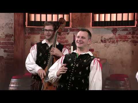 Ob sodčku s harmoniko