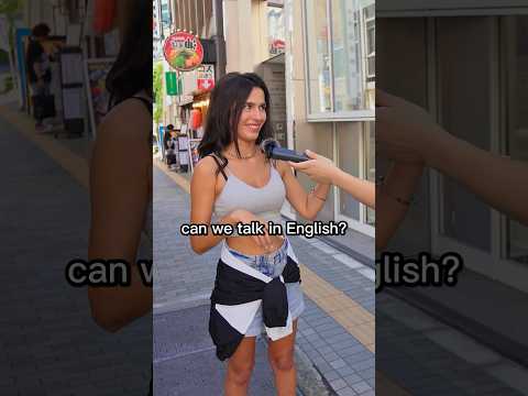 Italian woman speaking Japanese