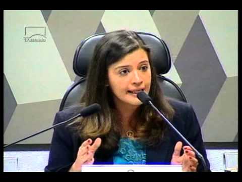 CCJ debate PEC que regulariza situação de titulares de cartórios