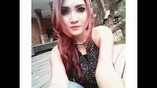 Download lagu DJ SODIK DISAAT AKU TERSAKITI  NONSTOP 2018 mp3