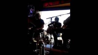 Reef brothers  live at billys at the beach