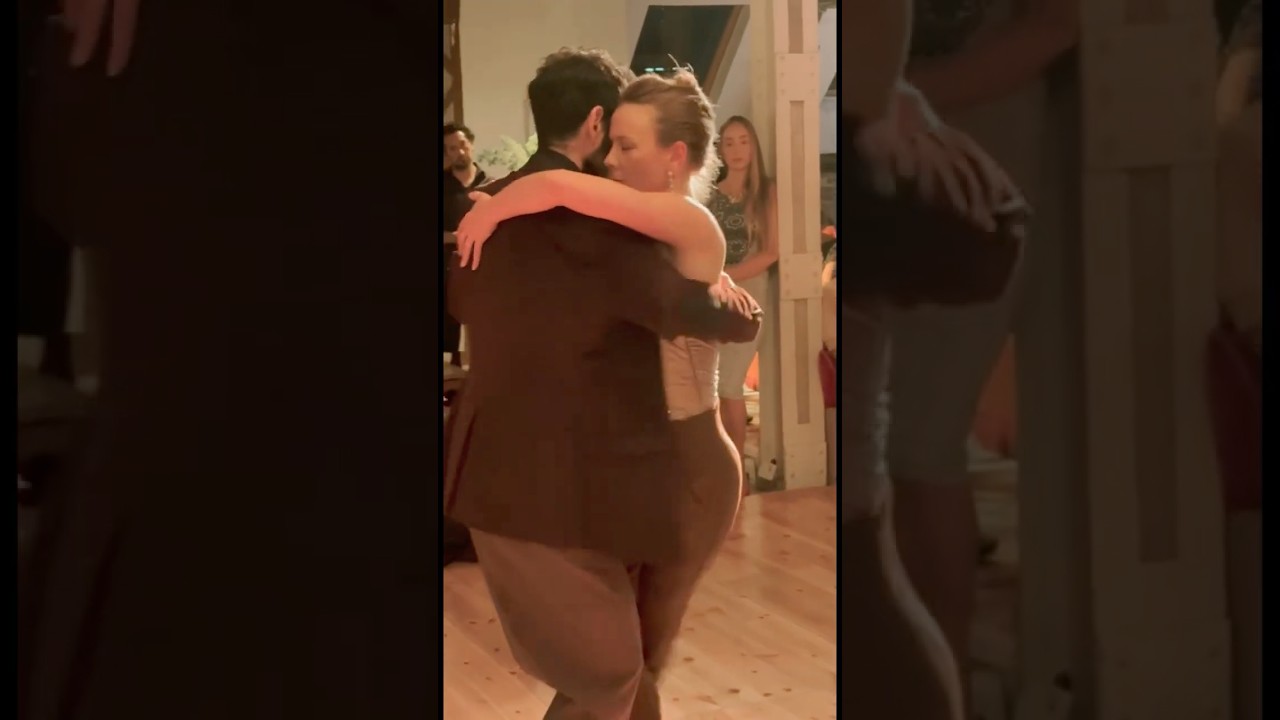 Aneta Orlik & Emre Eroğlu performing at milonga Latidos in Berlin. May 2025.