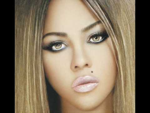 Twizzy - EC & BC feat. Sookee (Lil Kim Original Hook)