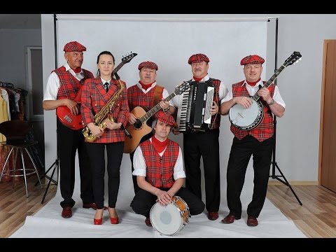 Kapela podwórkowa "Z kopyta" - Więc po cóż cię kocham dziewczyno