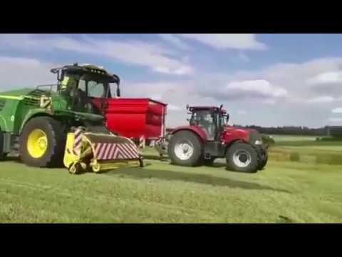 John Deere 8400 + Case IH Puma 175 CVX