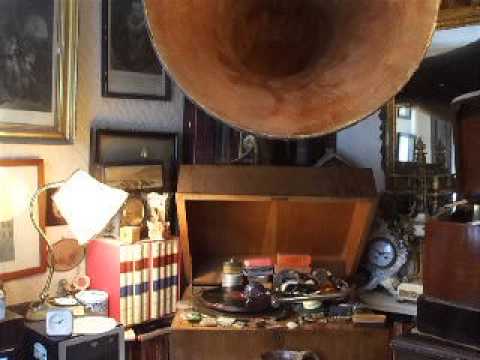 "The Tile Trot" Played by the Rio Grande Tango Band" HMV B 5540