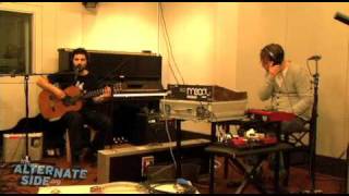 Junip - &quot;Howl&quot; (Live at WFUV/The Alternate Side)