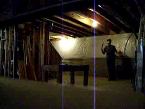 Lil Jon plays ping pong