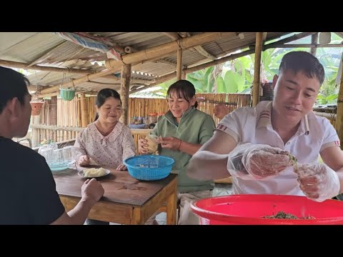 HOI helps THU renovate the kitchen, NAM meets his mother again.