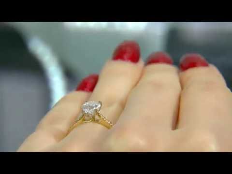 Classic 18 Karat Gold Round Cut Diamond Side Stone Engagement Ring SD008