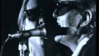 pretty things   Rosalyn