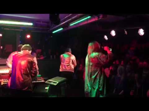 Kött Grá Pje @ Húrra