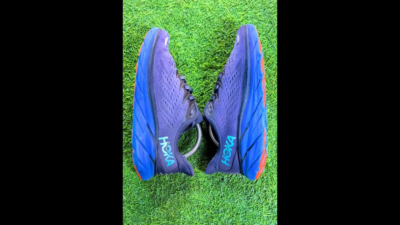 Hoka Clifton 8  - Premium Market