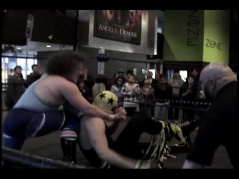 Lincoln Steen vs The Bee Machine - April 2009