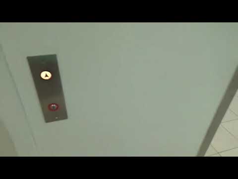 Westinghouse MPH Hydraulic Elevator @ Macy’s - Ross Township, PA