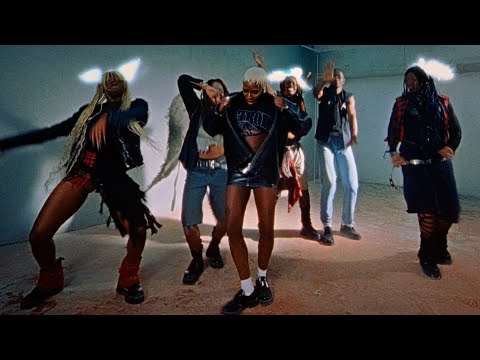 Tshegue - Sing My Song (Official Video)