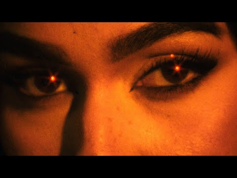 Micko YS - LA V (Video Oficial)