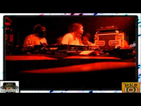 FORWARD FEVER  MEETS HANDS & HEARTS MUSIC FAMILY (uk) - dub di bass vibes \ pt 10 @ cactus 21-10-11