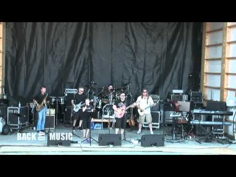 Amber Mills-Babbitt with Shooting Star Tribute Band, Back 40 July 30