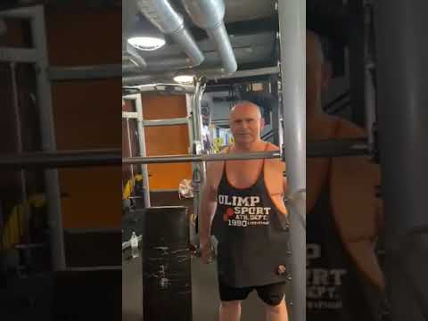 Tadek siłacz - Barki 85kg po treningu, przed operacją