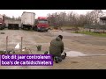 Boa's en de burgemeester controleren carbidschieters
