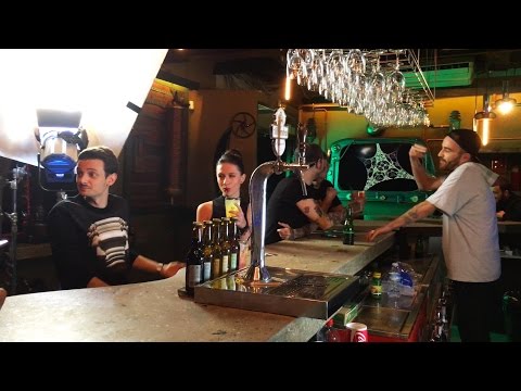 BACKSTAGE - Andiamo A Comandare