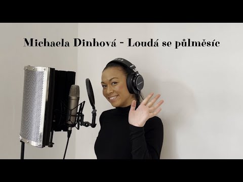 Marta Kubišová - Loudá se půlměsíc (cover by Michaela Dinhová)