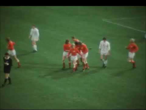 1974 FIFA World Cup Qualification - Denmark v. Czechoslovakia (highlights)