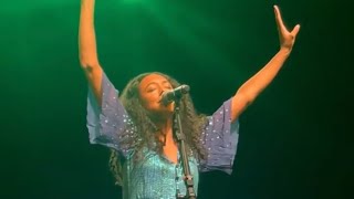 Corinne Bailey Rae - Trouble Sleeping (Belo Horizonte Brasil 2022) HD