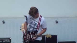 Video Horny Evils - Another Brick In The Wall