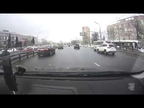 Погиб водитель легковушки на Варшавском шоссе в Москве