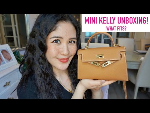 MINI KELLY GOLD UNBOXING - What fits? | Sam Loves