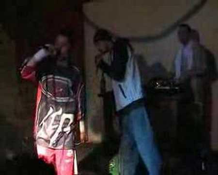 Re'Vers & Dj Maka(Camuflaj)-Ai incercat(live)