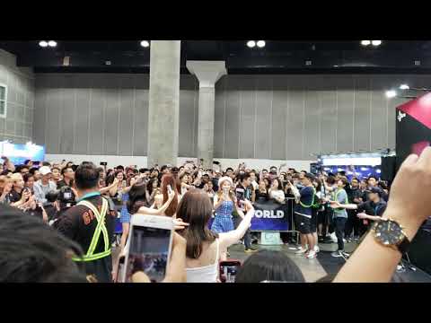 190818 fromis_9 - FUN! Selfie Version - KCONLA 2019