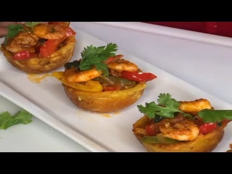 PLANTAIN CUPS FILLED WITH SHRIMPS STEW