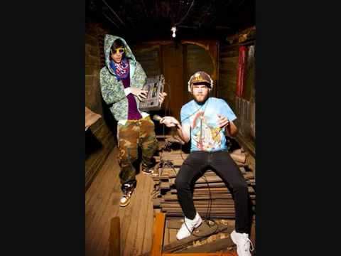 Kesha Ft Dez & 3OH!3 - Blah Blah Blah [Official Remix]