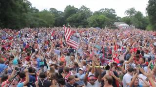 preview picture of video 'Atlanta erupts after Jermaine Jones's Goal'