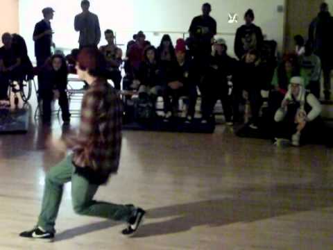 Flow Legz vs Stylz Corrupt-Street Disciple 2011-Semi final