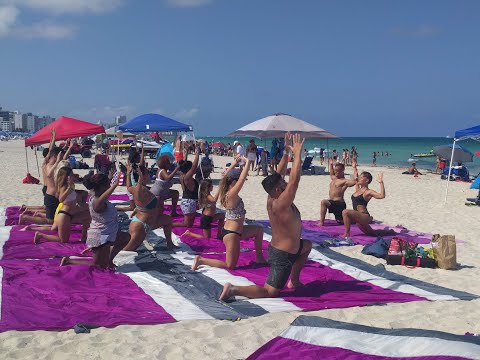 Miami Outdoor Yoga || Beach Yoga