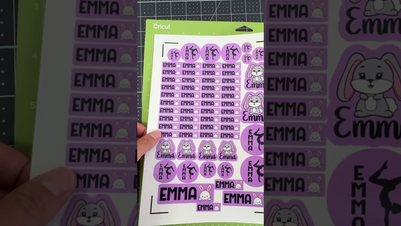 Back to School Sticker Labels Your Classmates will Envy! #cricutstickers