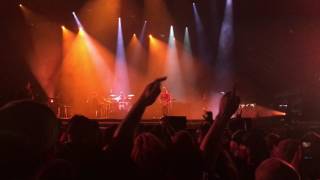 QotSA - You Think I Ain&#39;t Worth a Dollar, But I Feel Like a Millionaire (Montebello Rockfest 2017)